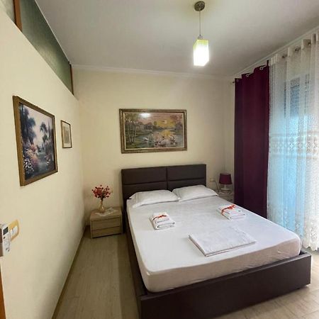 شقة فلورا  في Comfy Apartament المظهر الخارجي الصورة