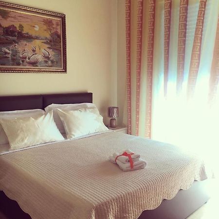 شقة فلورا  في Comfy Apartament المظهر الخارجي الصورة