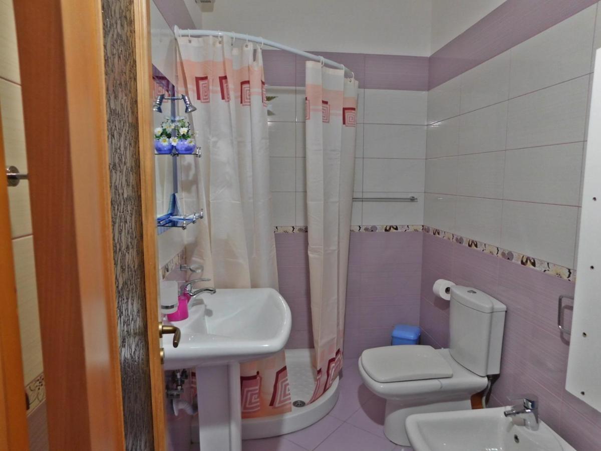 شقة فلورا  في Comfy Apartament المظهر الخارجي الصورة