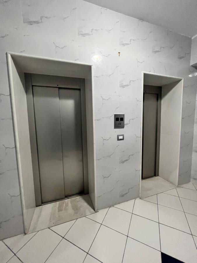 شقة فلورا  في Comfy Apartament المظهر الخارجي الصورة