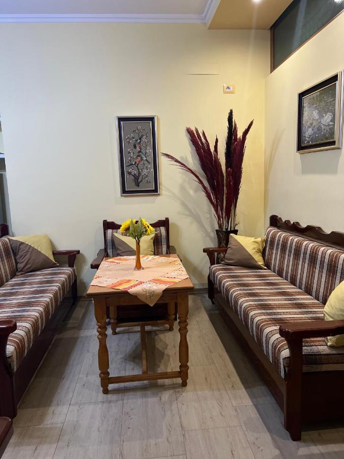 شقة فلورا  في Comfy Apartament المظهر الخارجي الصورة